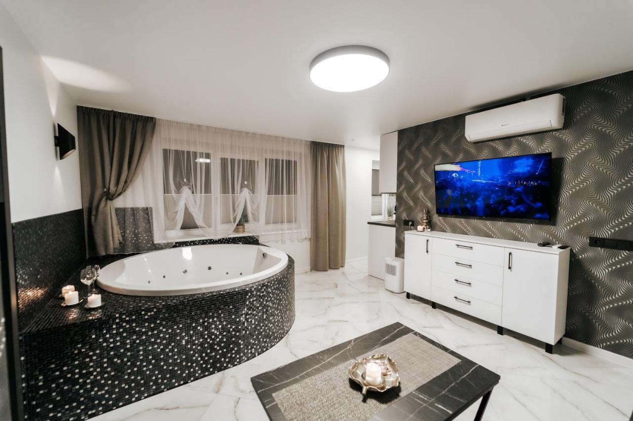 Kiss Apartment Шілутє Екстер'єр фото