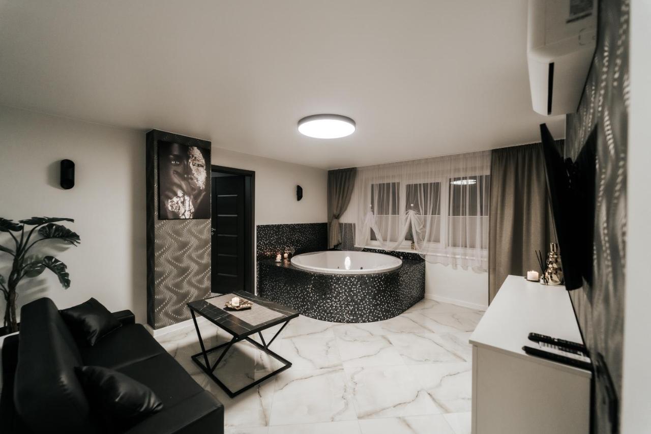 Kiss Apartment Шілутє Екстер'єр фото